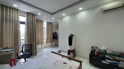 BAN CÔNG - ĐẦY ĐỦ NT , ngay Vườn Lài Tân Phú - 5tr8