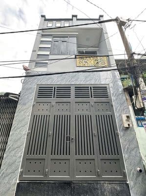 Nhà đẹp 4 x12 gác suốt gần chợ 123,vlb
