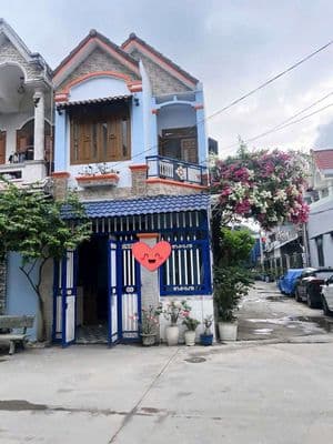 Nhà lầu full nội thất gần ngã tư Chiêu Liêu