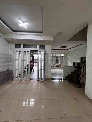 Cho thuê biệt thự kdc an sương. 7 x 15m. 2 lầu, 4pn. 4wc. Giá 20tr