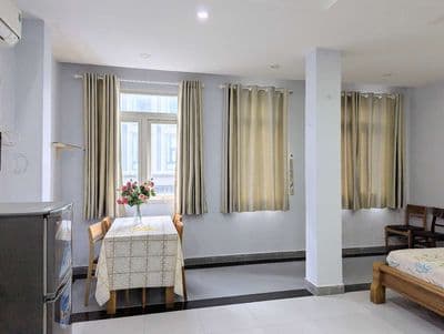 Căn hộ dịch vụ mới đẹp ngay sân bay TSN