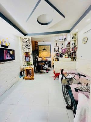 Hồ Thành Biên, 4m x 8m, 2PN, Sổ Hồng Riêng, Chỉ Hơn 2 Tỏi, Quận 8