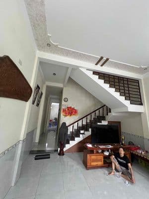 Bán nhà 2 tầng MT Mai Văn Ngọc gần bv Gia đình 2