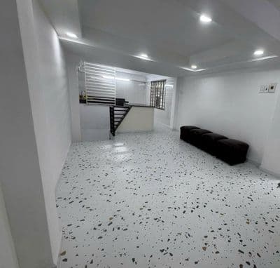 Cho thuê nhà góc 2 mặt tiền hxh cộng hòa 3,3x12m hầm 4 tầng 4pn 3wc