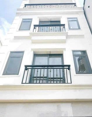 Cho thuê gấp nhà HXH 206/3A Sư Vạn Hạnh, Phường 2, Quận 10