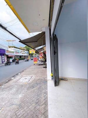 Mặt bằng mặt tiền Thoại Ngọc Hầu ngay ngã tư Bốn xã quận Tân Phú