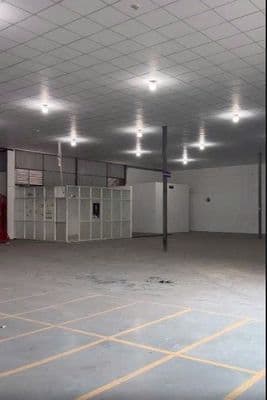 Cho thuê kho Quận 7 có pccc tự động,nhiều cửa xuất nhập hàng, 1000m2