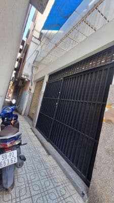 bán nhà ngang hiếm 6.8m Duy Tân nhà 5 tầng giá rẽ