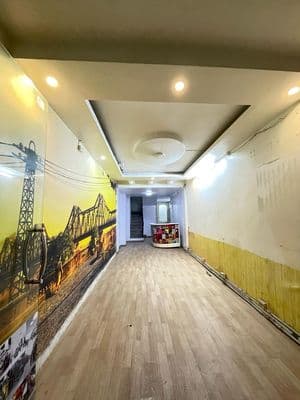 Cho thuê VP/cửa hàng 60m2 mặt phố 46 Quốc Tử Giám 15triệu/tháng nở hậu