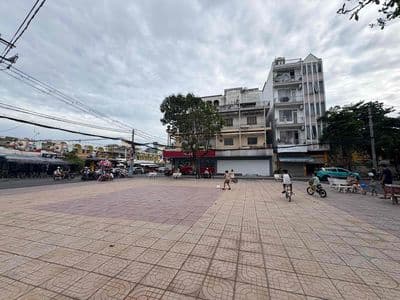 Cần Bán Nhà Cho Thuê CHDV