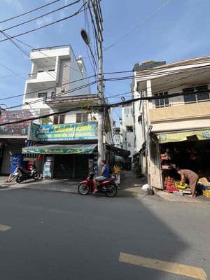 cần bán nhà goc 2mt nguyễn văn công p3 gò vấp