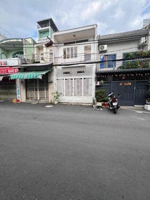 nhà bán Phan Huy Ích - Ngay siêu thị Emart - SHR - 50m2 - 4.15 tỷ