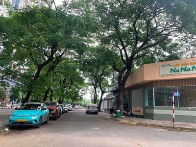 Cho thuê góc 2 mặt tiền 210m² q2 – đối diện chung cư – 28tr/th