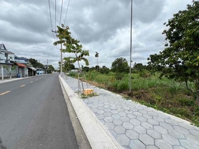 700m2 Đất thổ cư Mặt tiền đường nhựa xe Tải Nhị Bình Hóc Môn