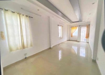 480/ .,. Nguyễn Tri Phương P 9 Q 10, ngang 3x7m 4 tầng