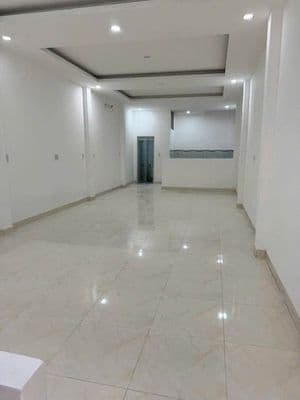 Nhà mới – mặt tiền thoáng – trung tâm tân quy