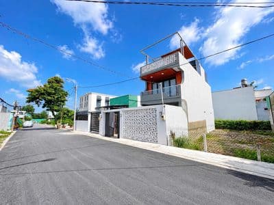 Ngộp quá bán đất 172m2, Lê Văn Lương, ngang bề thế 9m, giá 3.5 tỷ