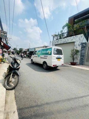 Mặt tiền Kinh Doanh đường số Trường Thọ thủ đức, DT 122m2, 6 Tầng BTCT
