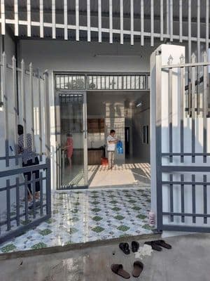 Nhà nguyên căn, hẻm xe hơi. Khu ở an ninh, yên tĩnh