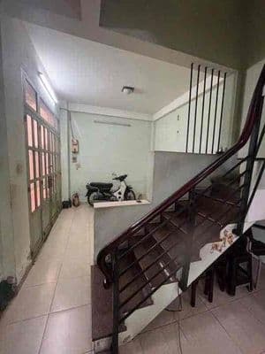 Nhà 4 tầng mặt tiền trần bình trọng có thêm hẻm phía sau q5