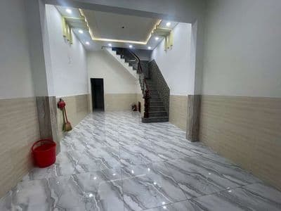 nhà thuê 2 pn. hẻm xe hơi. 9 trieut