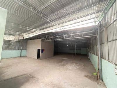 Kho mới 400m giá 30 triệu đường Tam Bình hiệp bình chánh, có văn phòng