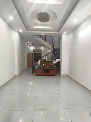 Nhà 1 trệt 3 lầu, 4PN, đường xe hơi trống sẵn ở ngay