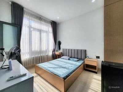 Studio mới tách bếp cửa sổ thoáng- full nội thất - khu hoàng hoa thám