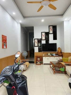 Nhà trệt lầu 42m2 cạnh chợ Thủ Đức Vành Đai 2 không ngập chỉ 3.9 tỷ TL