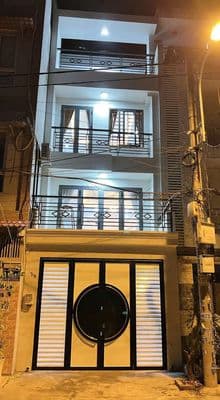 Bán Gấp nhà 1trệt 4lầu 6pn 6wc 1bếp DT 4,5X20 Hoàn công