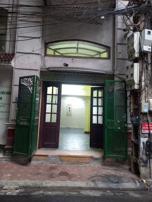 Cho thuê tầng 1 nhà số 99 ngõ 98 Thái Hà, Đống Đa, Hà Nội