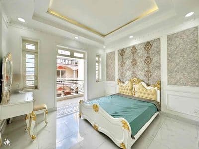 Căn hộ ban công tách bếp gần văn hiến , hồng bàng