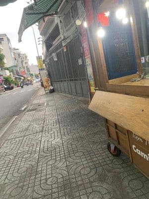 Cho thuê mặt bằng bán chiều