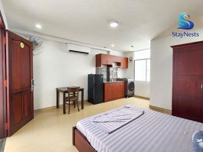Studio bancol/ cửa sổ trời full nội thất gần lê thị riêng quận 10