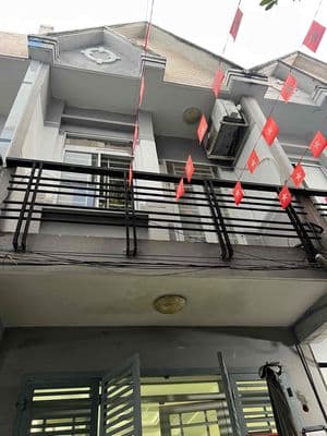 Cho thuê nhà nguyên căn hẻm 1508 Lê Văn Lương