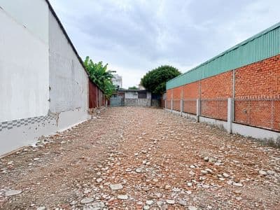 Chính chủ bán 281,3m² full odt – ngang 9,4m – sát trần quang diệu, bìn