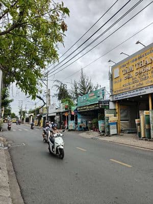Nhà 10M X 54M Mặt Tiền Phan Văn Hớn, Bà Điểm, Hóc Môn, Vị Trí Đẹp Sung