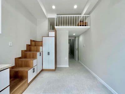 Duplex ban công ngay tô hiến thành - thang máy xịn