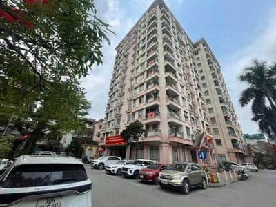 Bán chung cư 65m² số 6 Đội Nhân, nhỉnh 4 tỷ