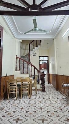 Cho thuê nhà 39m2 x 3 tầng, 3PN, full đồ, Vĩnh Tuy, Hai Bà Trưng