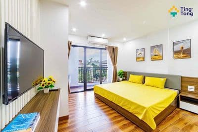 Studio ban công full đồ tiện nghi ngay mặt đường văn tiến dũng