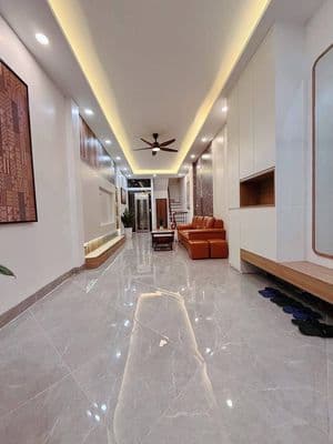 Nhà Lô Góc Mặt Ngõ Thông Thang Máy Ô Tô Tận Nhà Lê Trọng Tấn 40m² 6 Tầ