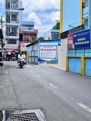 Tân phú - cho thuê nhà 3 tầng 2pn giá 5 triệu/ tháng