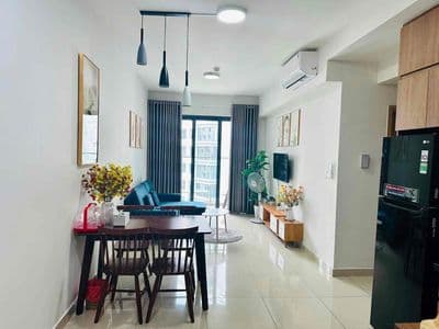 chính chủ gửi cho thuê nhanh căn hộ 2PN khu Emerald - Celadon city