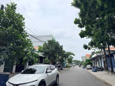 Bán đất đẹp gần TTYT Dĩ An, đường 8m, 115m2