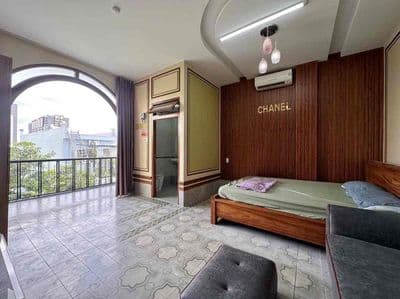 Căn hộ dịch vụ full nội thất có ban công đón tân sinh viên spkt, hub
