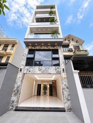 Nhà 6 tầng thang máy, gara ô tô, 60m² tại Việt Hưng, Long Biên