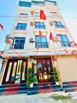Nhà Long Biên 35m x 5 Tầng, Hơn 6 Tỷ, Ngõ Thông
