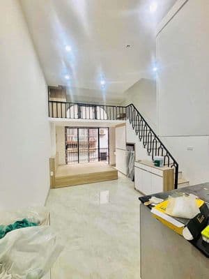 Duplex ban công ~35m2 - đi bộ qua đại học kinh tế ueh