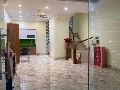 Cho thuê nhà nguyên căn 60m2, 2PN, 3WC, Tây Hồ, Hà Nội